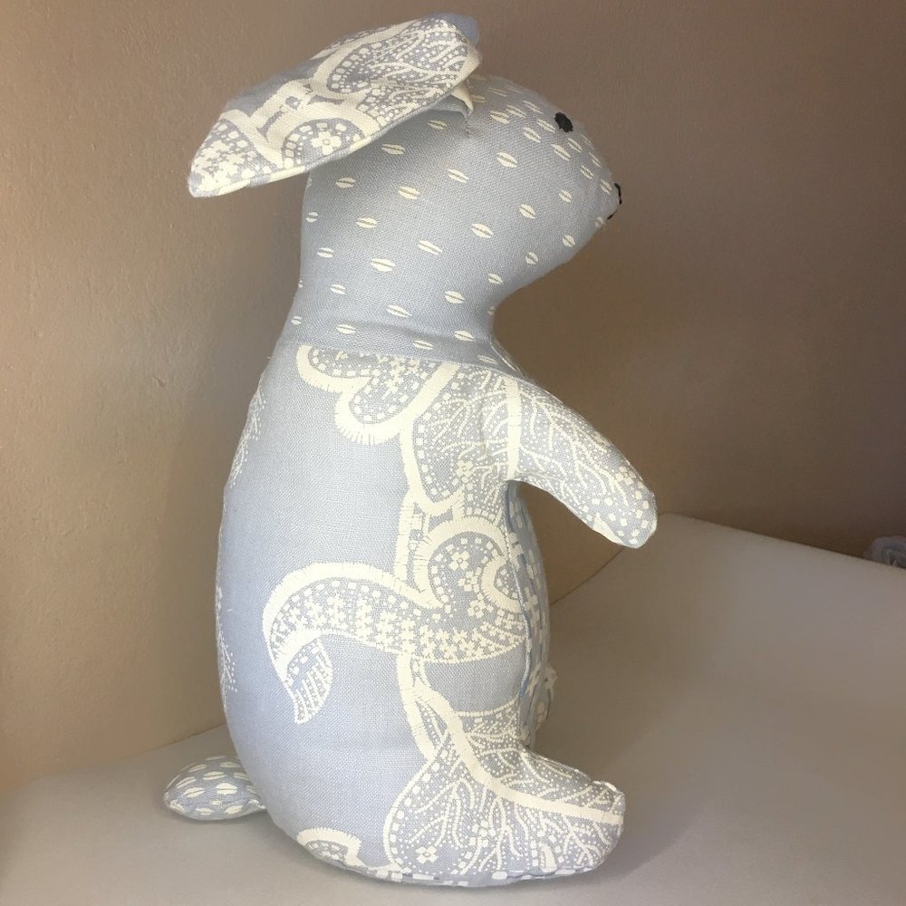 SISTER PARISH DESIGN ๐ Nursery Decor Bunny Rabbit - Picture 8 of 13